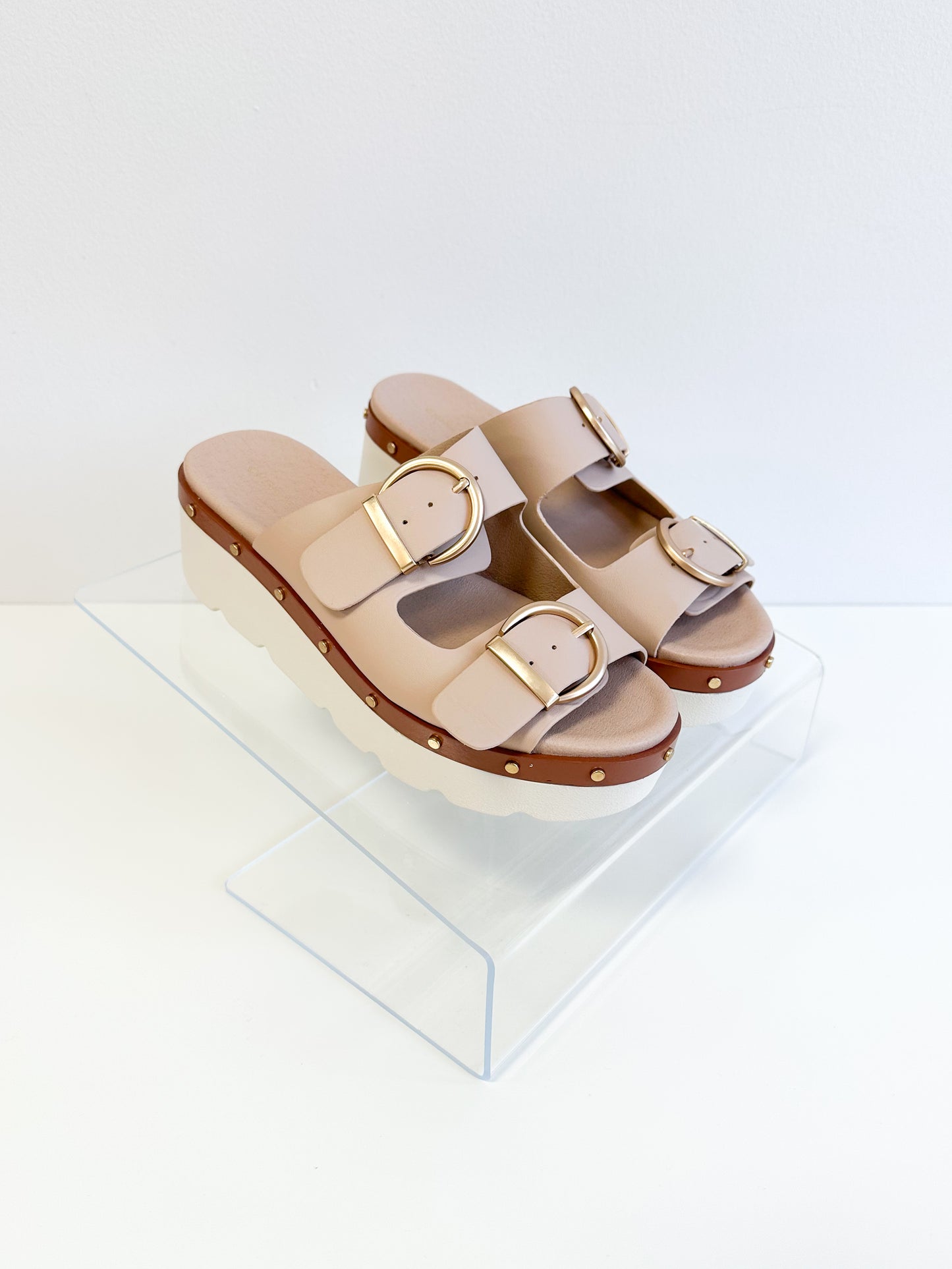 Surfs Up Sandal-Beige