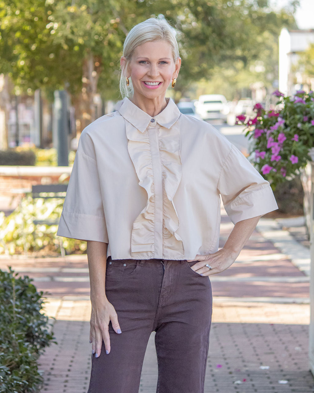 Jessie Ruffle Front Top-Taupe