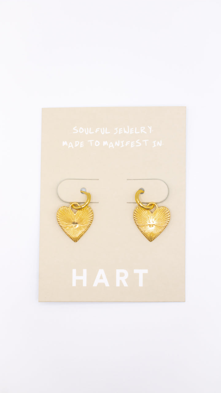 HART Small Ribbed Heart Huggies