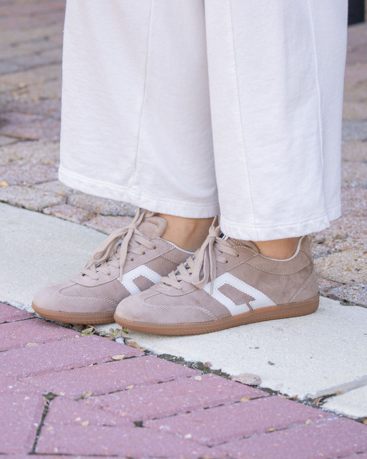 Saffron Sneaker-Taupe