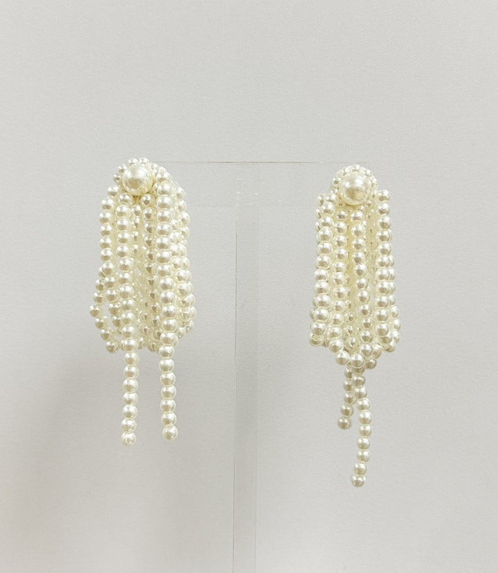Kendra Earrings-Pearl