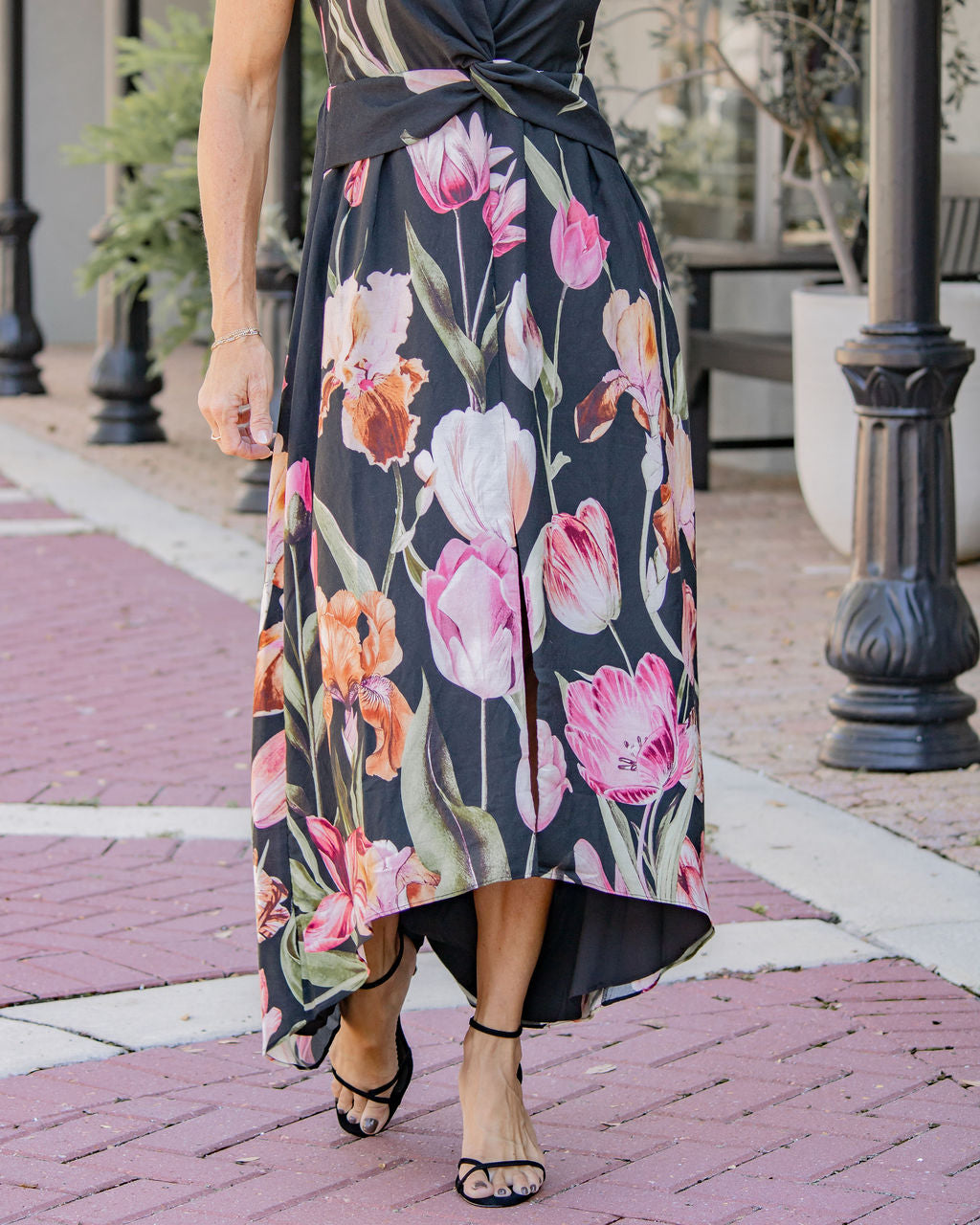 Aliyah Twisted Halter Maxi Dress-Black