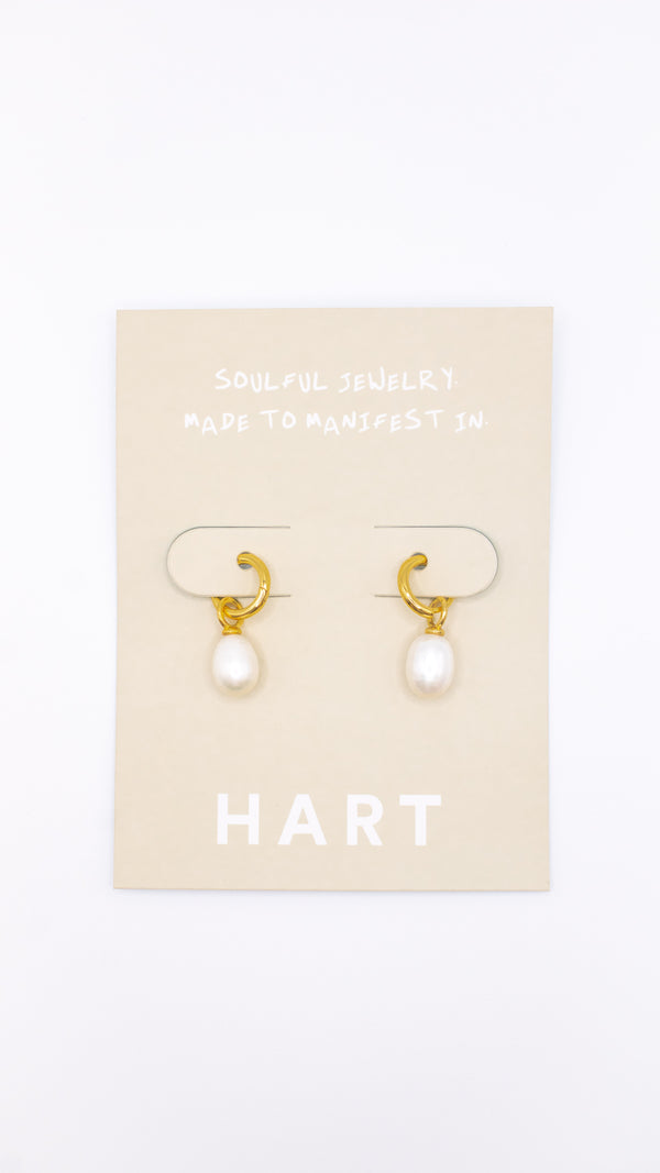 HART Cloud Pearl Huggies
