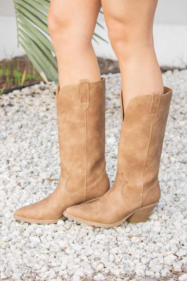 Bodhi Distressed Boots-Saddle