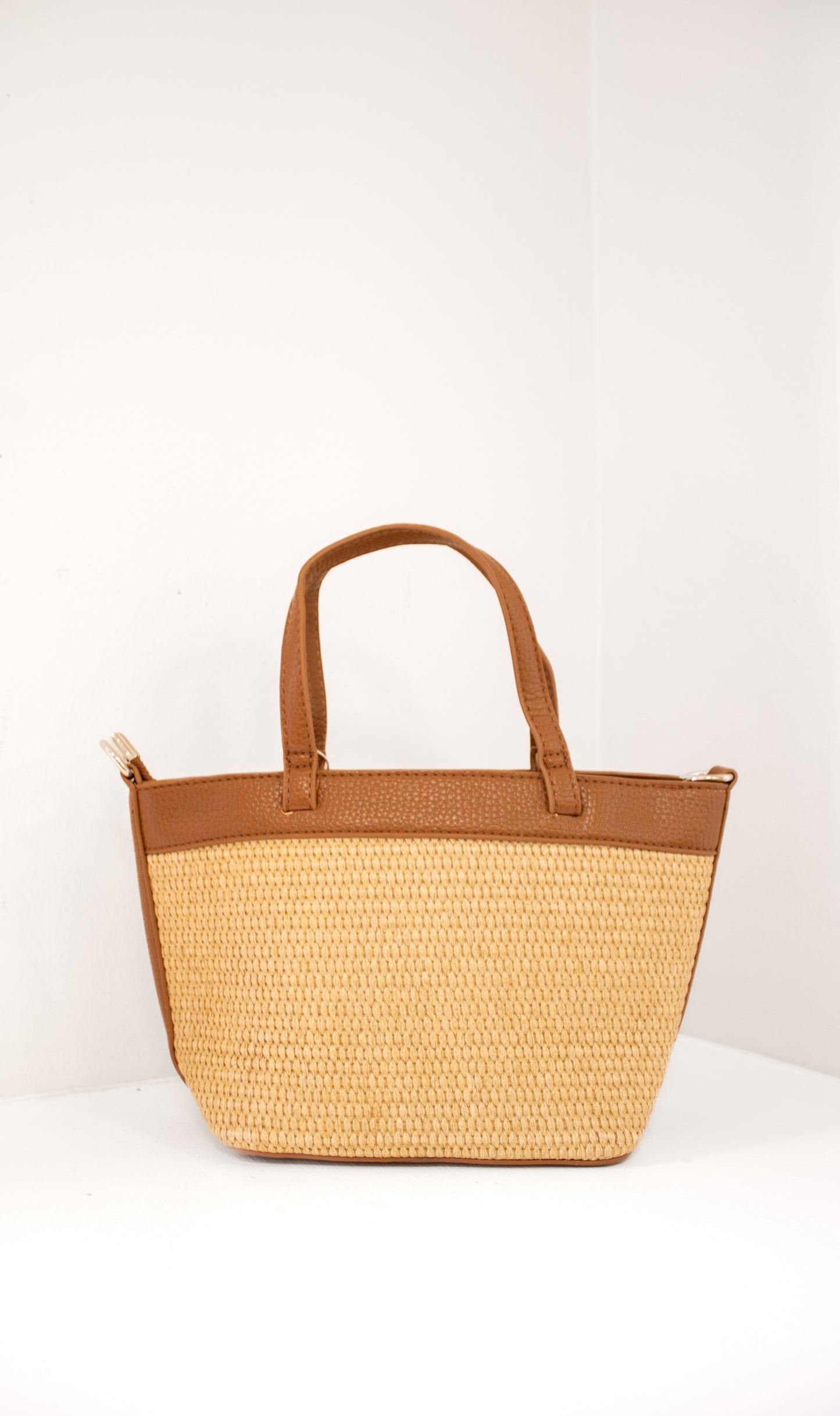Annelise Tote-Brown