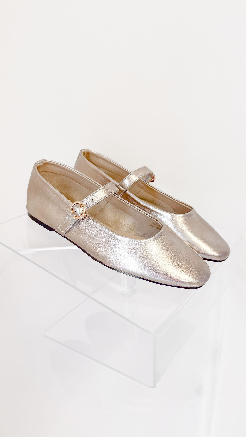Annabelle Flat-Gold