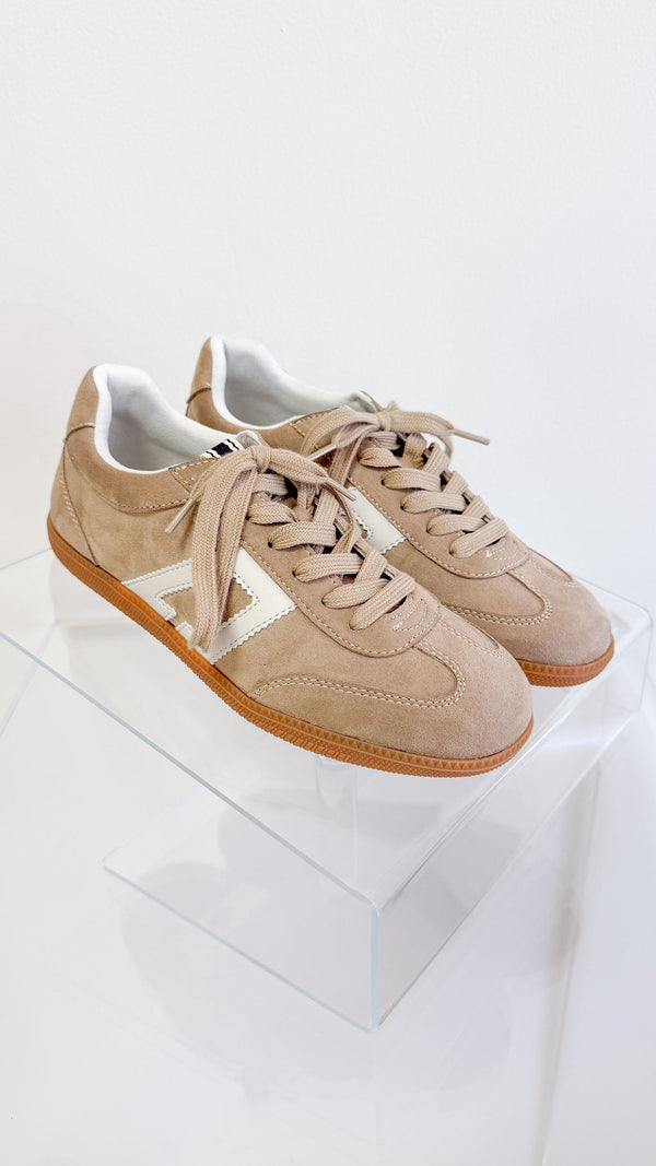 Saffron Sneaker-Taupe