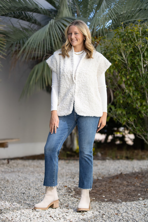 Janna Faux Collared Vest-Cream