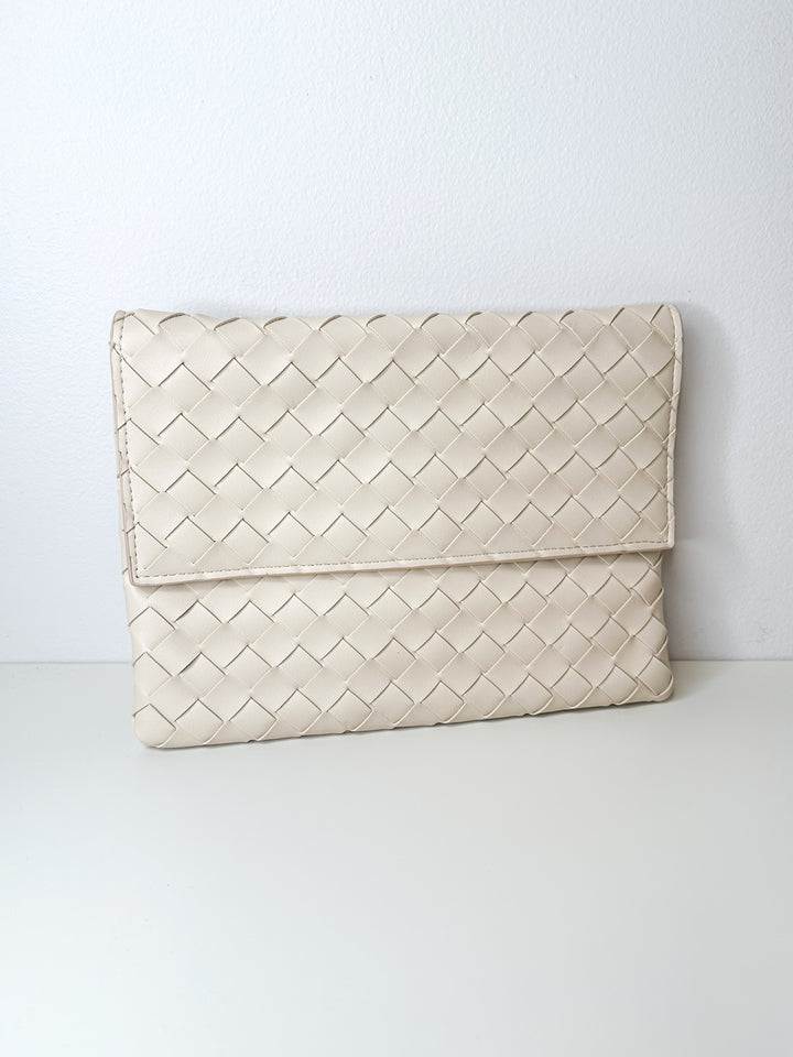 Ivy Woven Clutch-Oatmilk